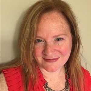 Meet your Posher, Claire